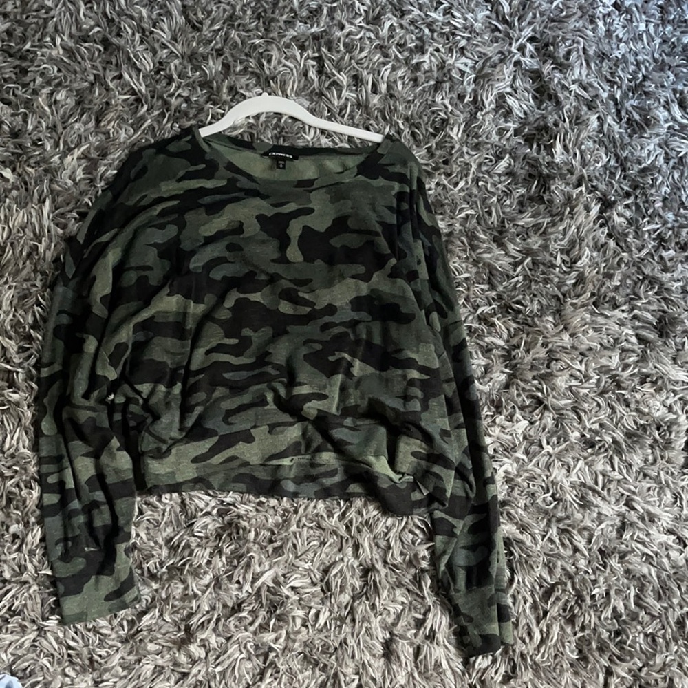 Express camouflage long sleeve shirt